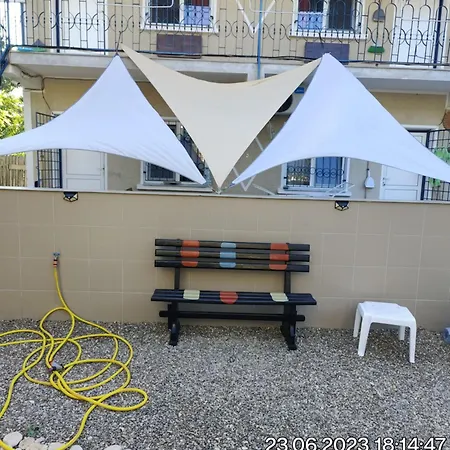 Tourist Paradis Vendégház Costinești